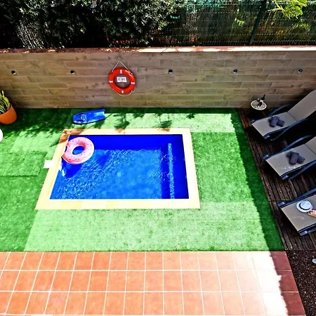 Ferienhaus Casa Taramar - - Max 8 Personen - Pool - Meerblick - Strandnah 度假居 塔拉哈勒赫